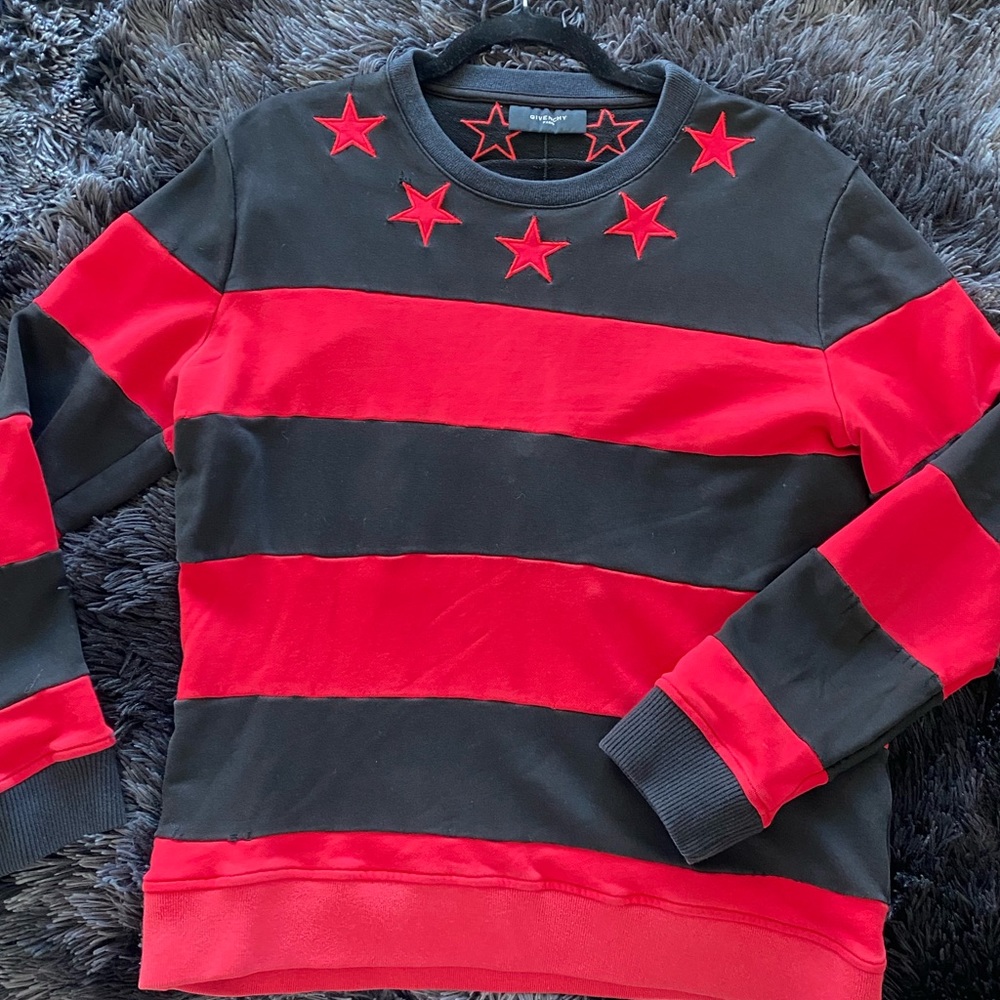 Authentic Givenchy sweatshirt vintage